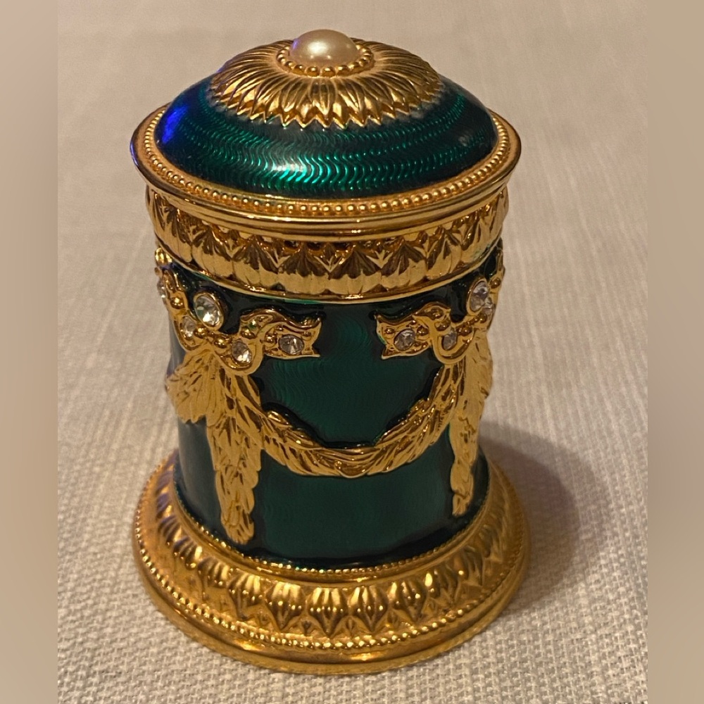 Edgar Berebi The Hermitage Box Trinket or Ring
Holder Limited Edition